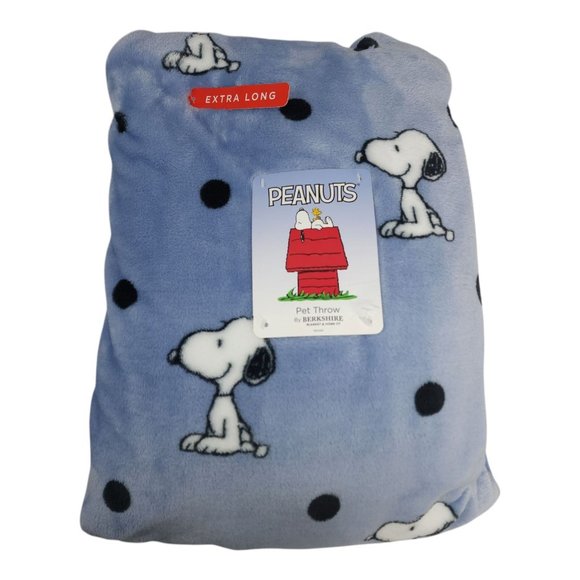 Peanuts Snoopy Extra Long Plush Pet Throw 60"X70" Berkshire Polk A Dot Blue - Picture 1 of 11